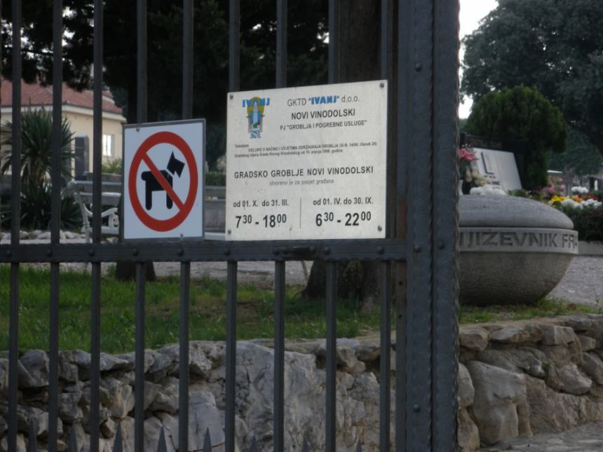 Groblje Novi Vinodolski