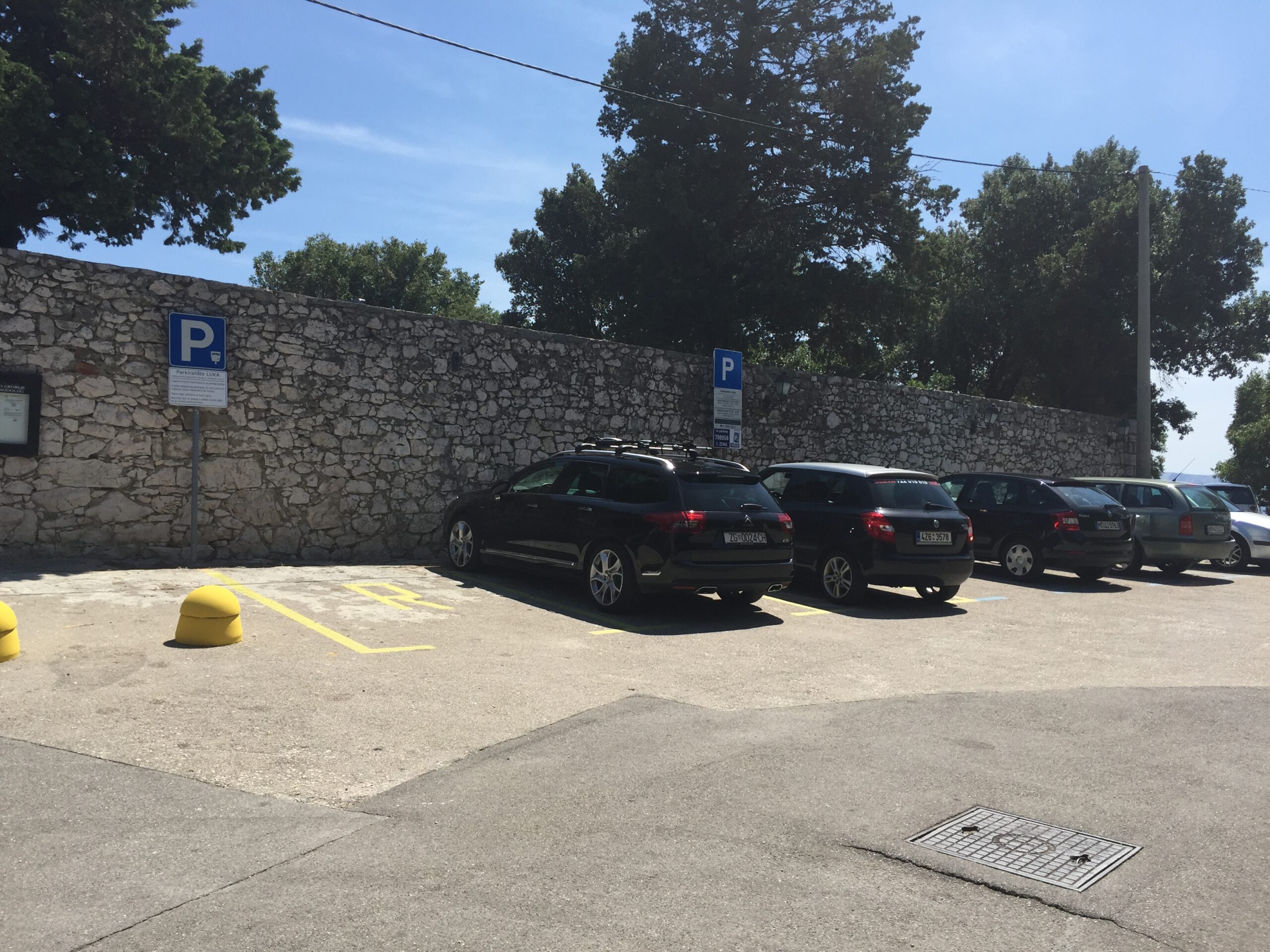 Parkirališta “Luka” i “Slavuj”