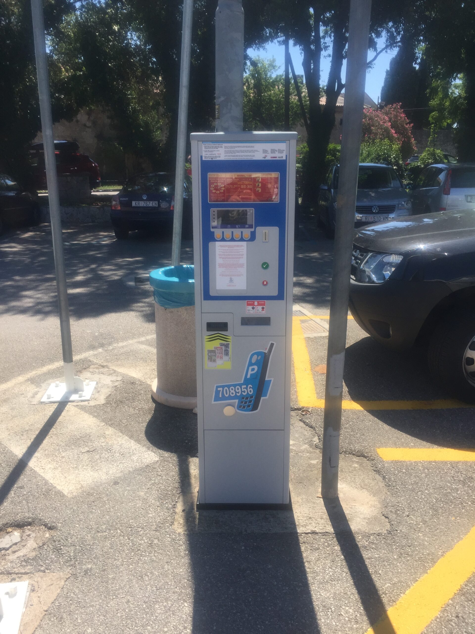 Novi parkirni automat na novčanice I kovanice