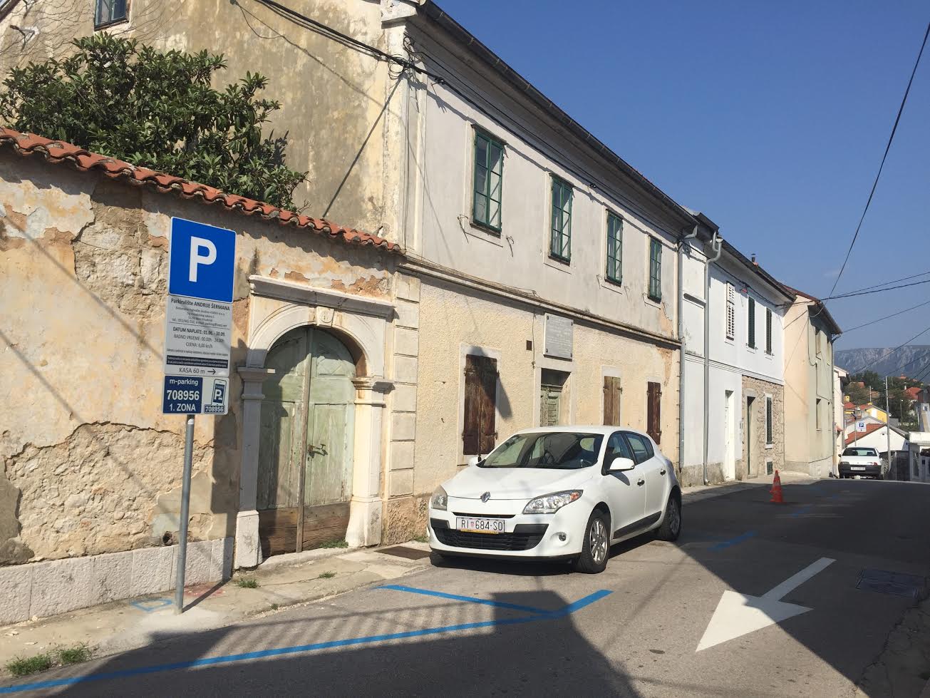 Parkiralište u ulici “Andrije Šermana”